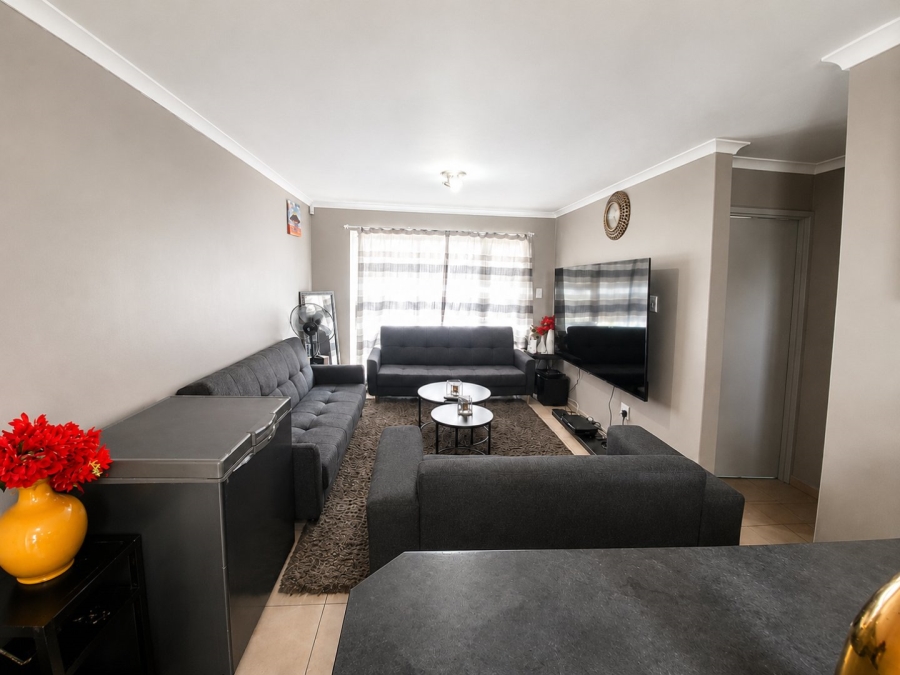 2 Bedroom Property for Sale in Parklands Western Cape